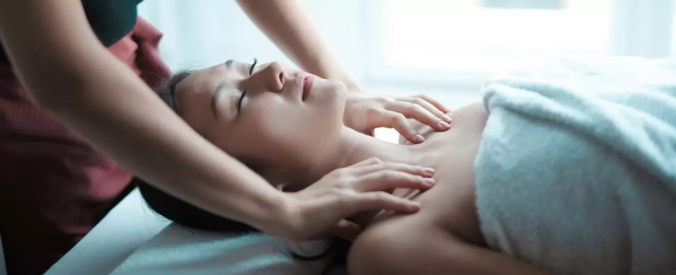 O Que É Massagem Holística?